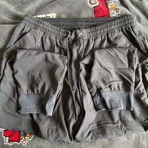 Women’s Gray Scrub Joggers